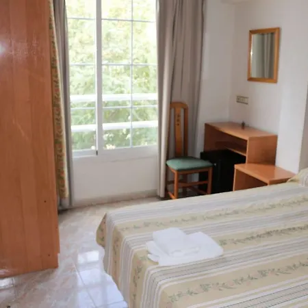 Hotel Sanz