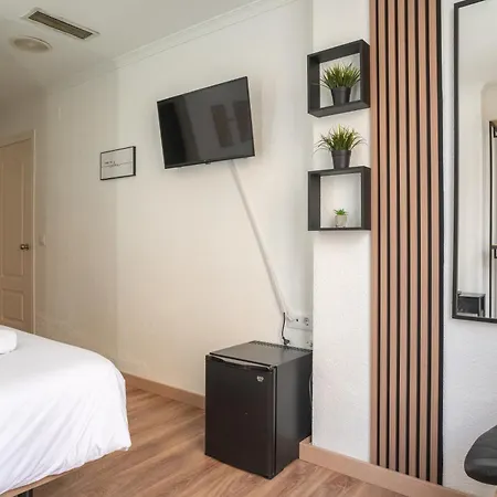 Ella Centro Otel 2*